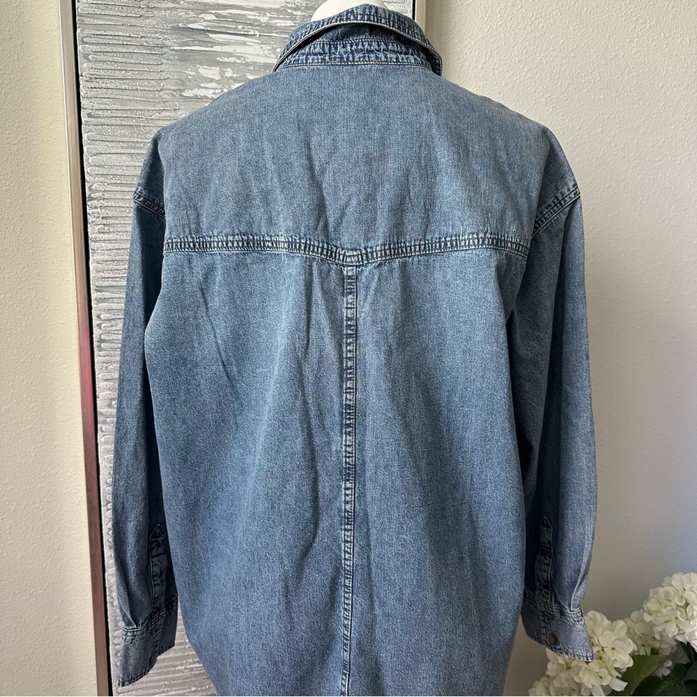 Jessica Simpson Blue Denim Button-Up Shirt Size L - Picture 12 of 14